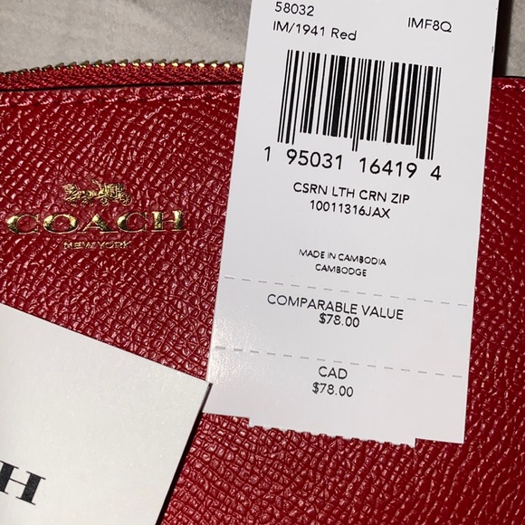 COACH CORNER ZIP WRISTLET Bight red - Picture 5 of 9